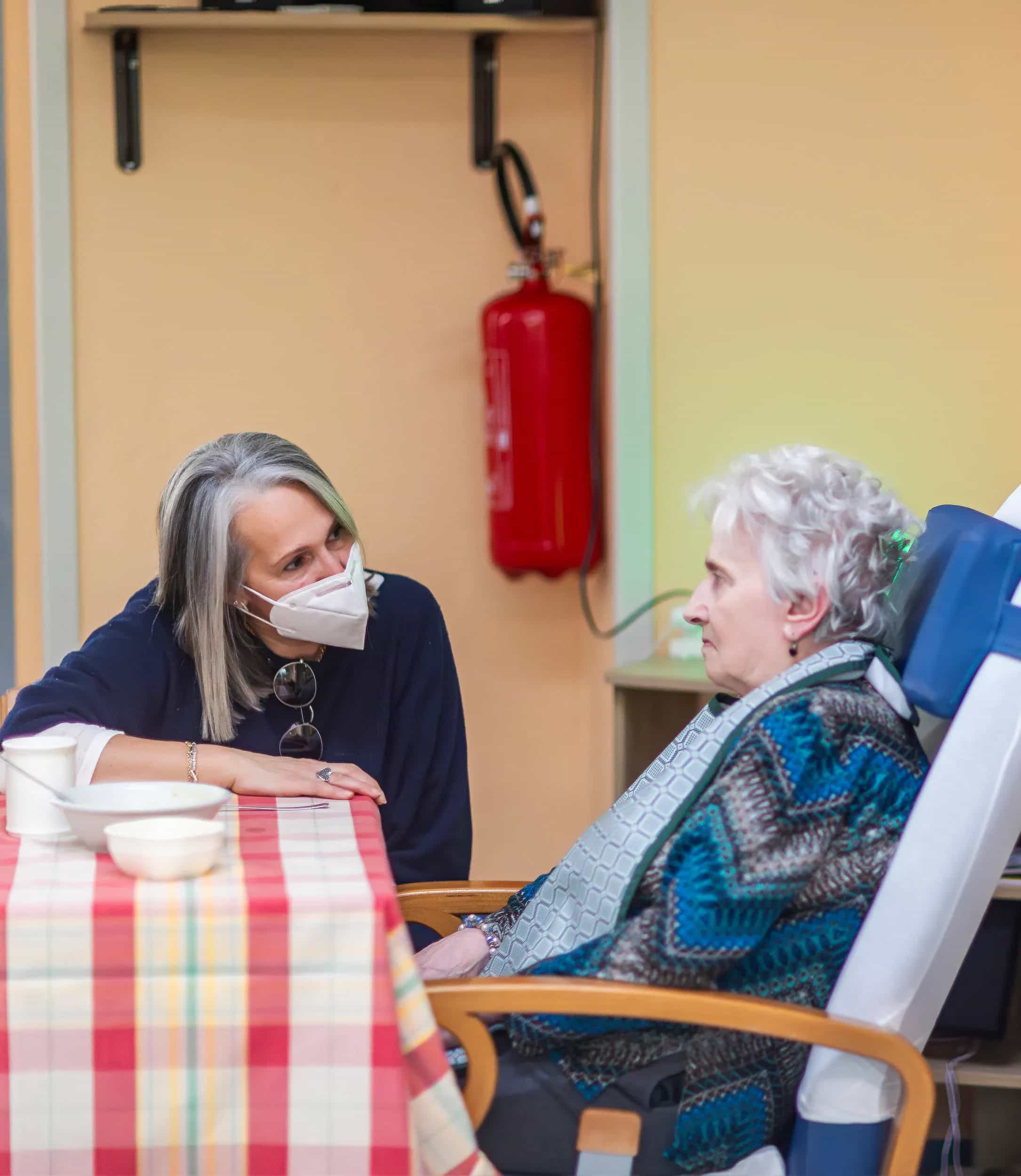 ausiliari-socio-assistenziali-rsa-posozioni-aperte-fondazione-martinoli